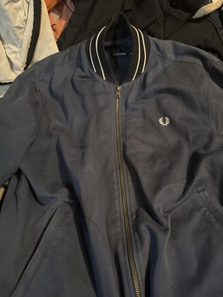 Chaqueta informal usada a la venta talla M en buen estado para otoño Foto 3 de 4