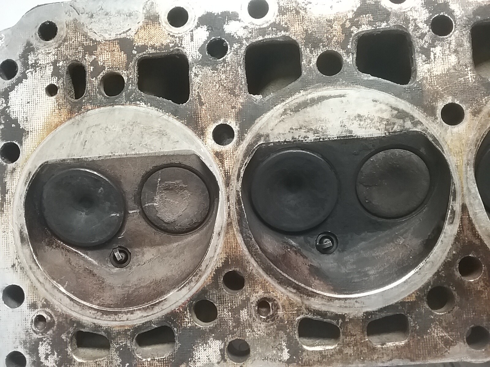 1986 Rolls Royce Silver Spur Left Side Cylinder Head 306.RR1N86 6.75L