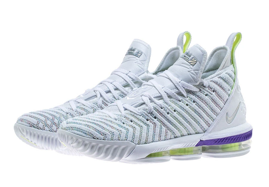 Nike LeBron 16 XVI Lightyear White Volt Size AO2588-102 |