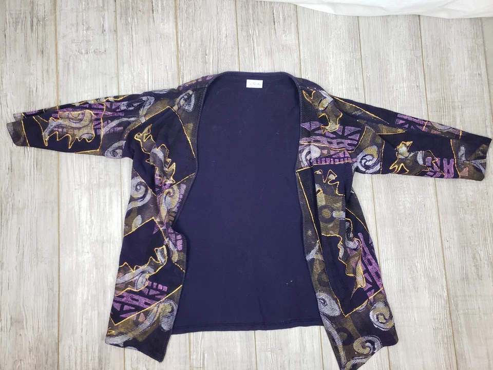 Jaqueta de algodão assinada VC Torias vintage O/S roxa com nervuras arte para usar pintada à mão - Imagem 2 de 4