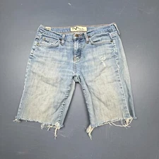 Manhattan Jean Shorts So Ho Women’s 6 Bermuda Cutoff Raw Hem Light Wash  Denim