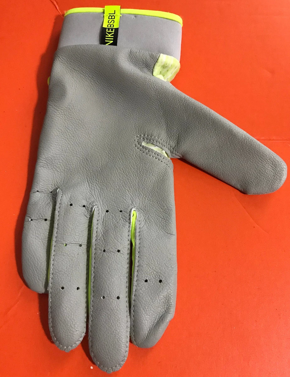 Nike mvp edge batting gloves deals