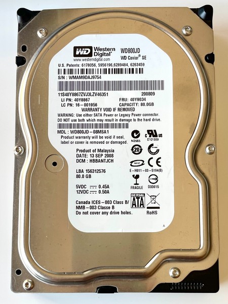 Disco Duro Western Digital 80GB  3.5"  SATA WD800JD 40Y9034