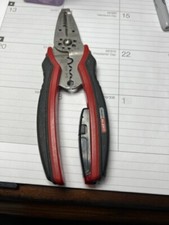 Gardner Bender GST-70M Circuit Alert, Wire Strippers Volt Sensing, 8-20 AWG