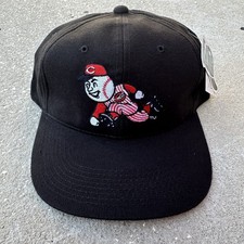 Vintage Cincinnati Reds Mascot Strap Back Hat 90s Outdoor Cap Deadstock MLB Snap