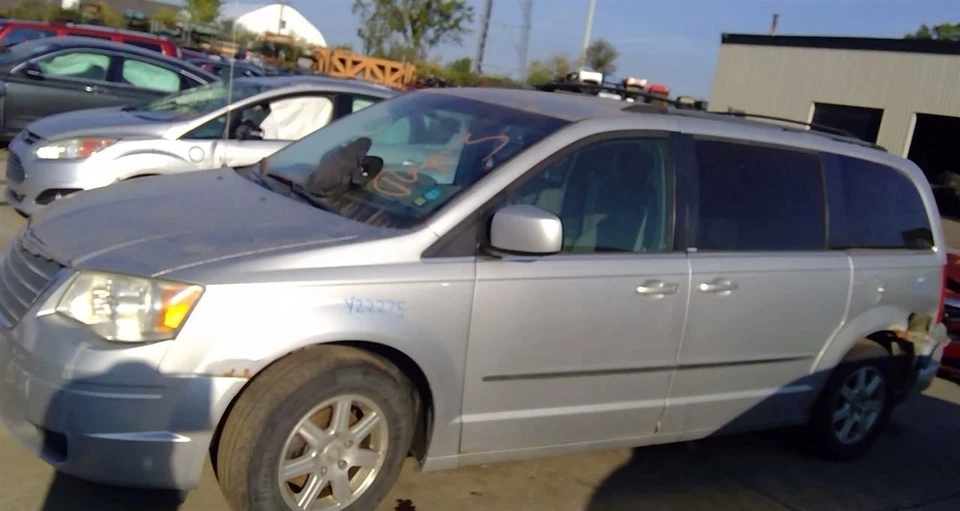 2009 Chrysler Town & Country Interior Rear View Mirror in Black (Textured) - Image 4 of 4