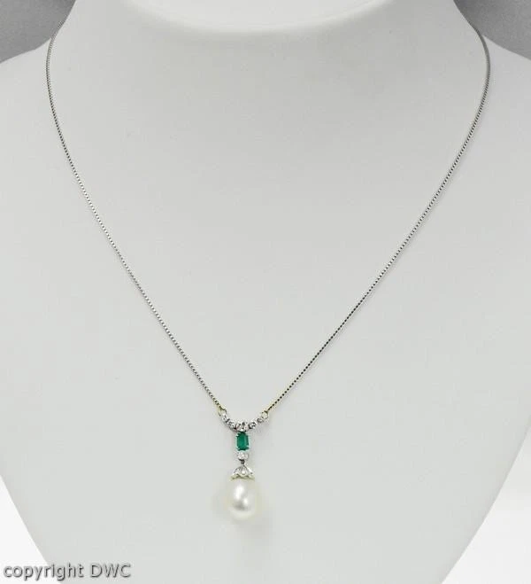 Hals Kette Collier mit Perle Perlen Brillant Smaragd 18 Kt 750 er Gold  - Bild 2 von 4