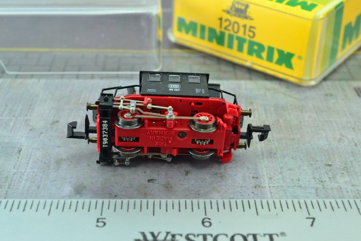 Minitrix 12015 Br98 Dr Glassbox Steam Locomotive N Scale for sale