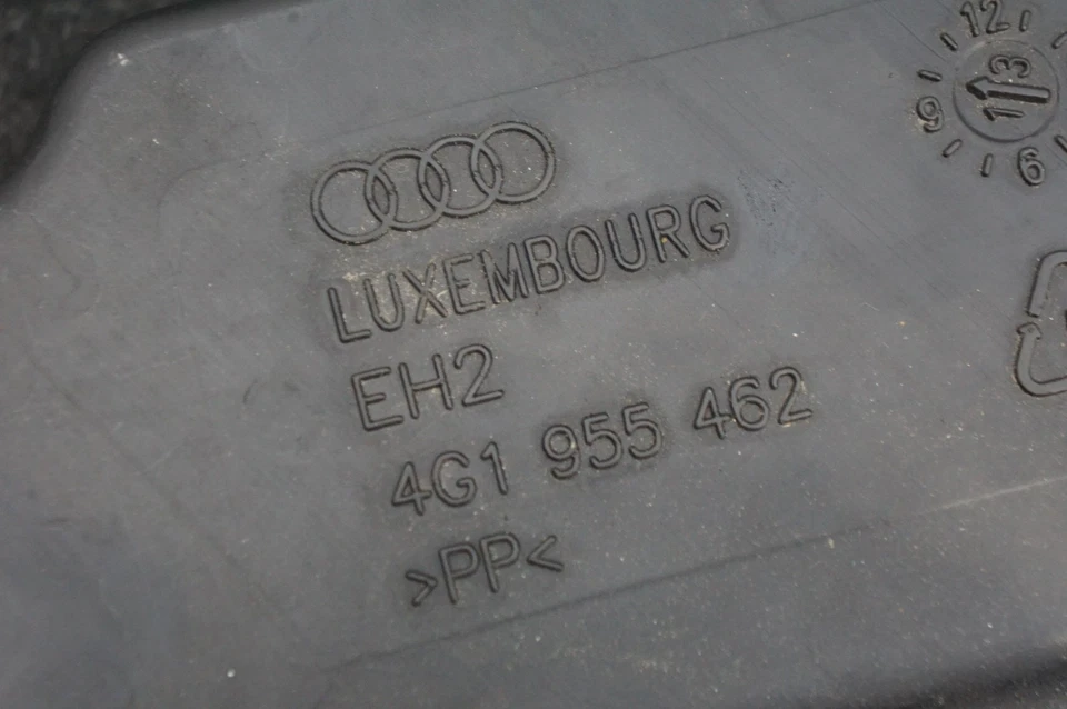 Conjunto lavadora líquido refrigerante reservatório garrafa tanque enchimento pescoço 4G8955453F Audi Rs7 2014-17 - Imagem 2 de 4