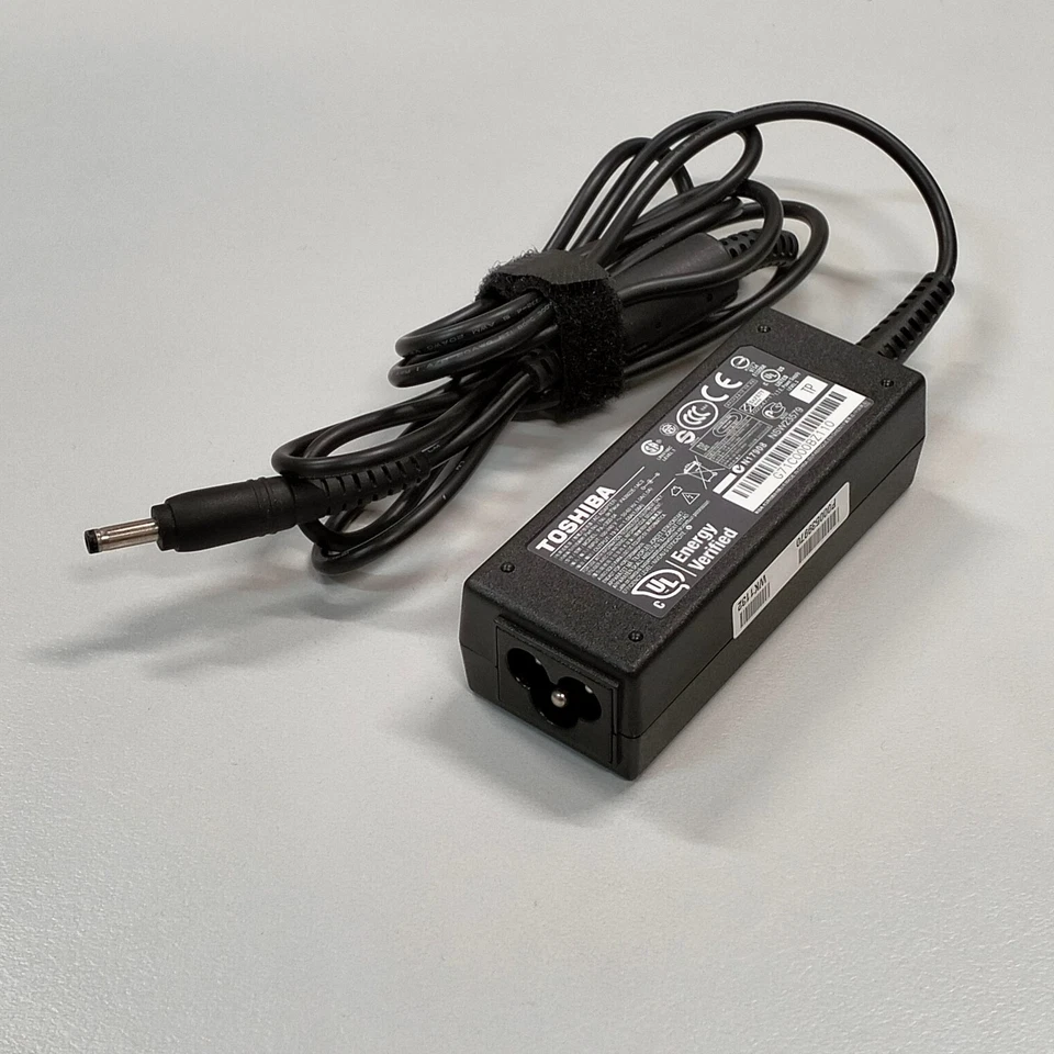 Genuine Toshiba 19V 1.58A 30W Laptop Power Adapter Tip 4.0 X 1.7mm PA-1300-04 - image 4 of 4