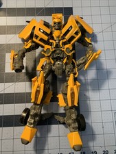 Transformers: Dark of the Moon Leader Class Bumblebee Action Figure #K6