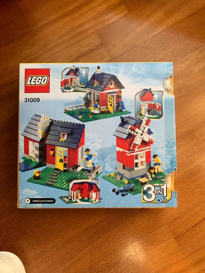 LEGO Creator 31009 Small Cottage, foto 2 di 5
