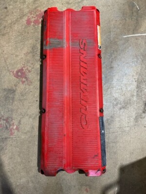 3倍赤いエンジンカバー【shigekix出品】 Cummins ISX DOHC Diesel Engine Front Timing Gear Cover 3684273 OEM