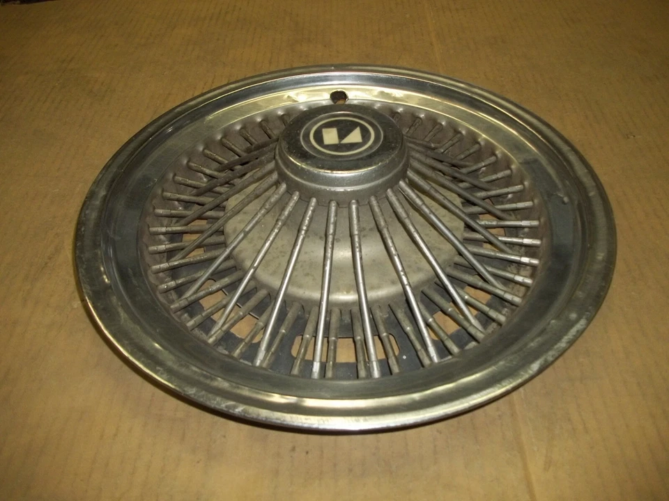 Tapacubos AMC Concord Pacer Spirit 1979 79 80 cubierta de rueda tapacubos 14" OEM CABLE 137 Foto 2 de 4