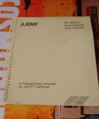 ATARI ST Basic Sourcebook and Tutorial Programming Language (16-bit english)