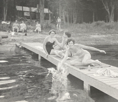 #ad 1955 Pretty Girls Swimsuits Splashing Water at Camera Humor Beach Photo P9r15 $17.50