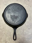 Victor Cast Iron Skillet #7 the Griswold Mfg. Co. 721