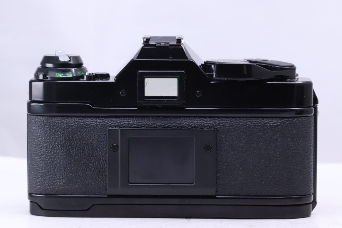 Canon AE-1 PROGRAM Black+ NFD 50㎜ f/1.4 Mint] Canon AE-1 PROGRAM Black SLR 35mm + New FD 50mm F1.4 from