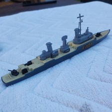 Matchbox Sea Kings K-301 FRIGATE/K-305 Subchaser 1976 England