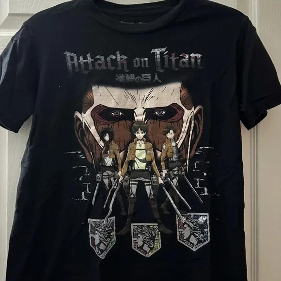 Attack on Titan T-Shirt - Small