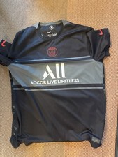 Nike Men’s PSG 21/22 Black Shirt