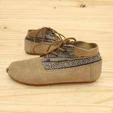 Toms Women's Moccasin Boots Sz 6 Brown Suede Tribal Lace Up Boho Booties