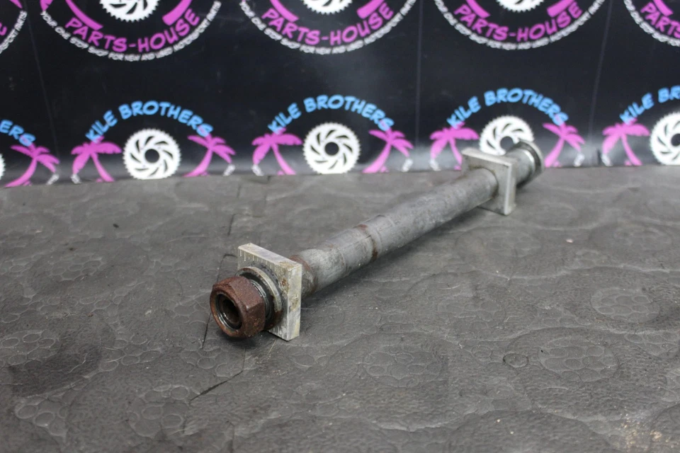 2006 Yamaha YZ450F YZ250F OEM REAR AXLE BACK WHEEL RIM PIVOT BOLT AXEL - Image 2 of 4