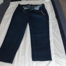 Gloria Vanderbilt Women's Tapered Classic Rise Dark Blue Denim Jeans 5-Pocket
