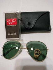 RAY-BAN AVIATOR GREEN G-15 LENSES SIZE 58/14 GOLD FRAME NEW WITH CASE AND PAPER.