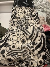 Black And White Monochrome Long Skirt And Blouse Wallis Size 14