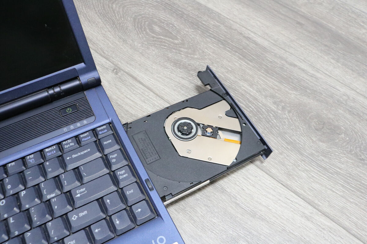 SONY VAIO PCG-9J5L Laptop WinXP (No Cord) | eBay SONY VAIO PCG-9J5L Laptop WinXP (No Cord) | eBay