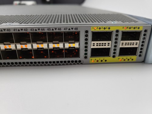 Zasilacze i wentylatory do przełącznika Cisco Nexus 6001 N6K-C6001-64P - Zdjęcie 7 z 19