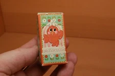 Avon Pin Pal 1975 BOBBIN' ROBIN Unused In Box KIDS