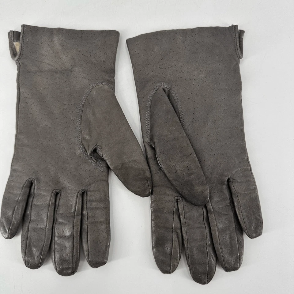 Vintage Fownes Women's Genuine Leather Lined Driving Gloves Gray Size Medium - Image 3 of 4