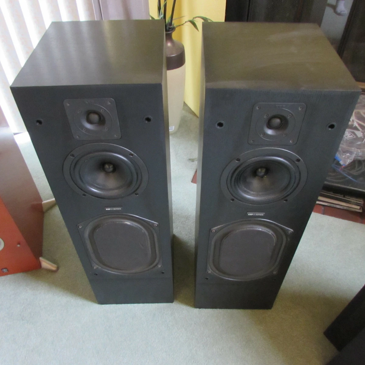 Kef hotsell c80 speakers