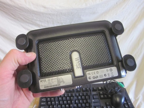 Wyse 902196-01L Cx0 Thin Client with Original Power Supply, Keyboard and Mouse - Picture 4 of 7