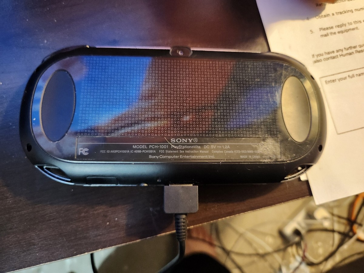 SONY - れあれあ　SONY PlayStationVITA PCHJ-10017 s-l400.jpg