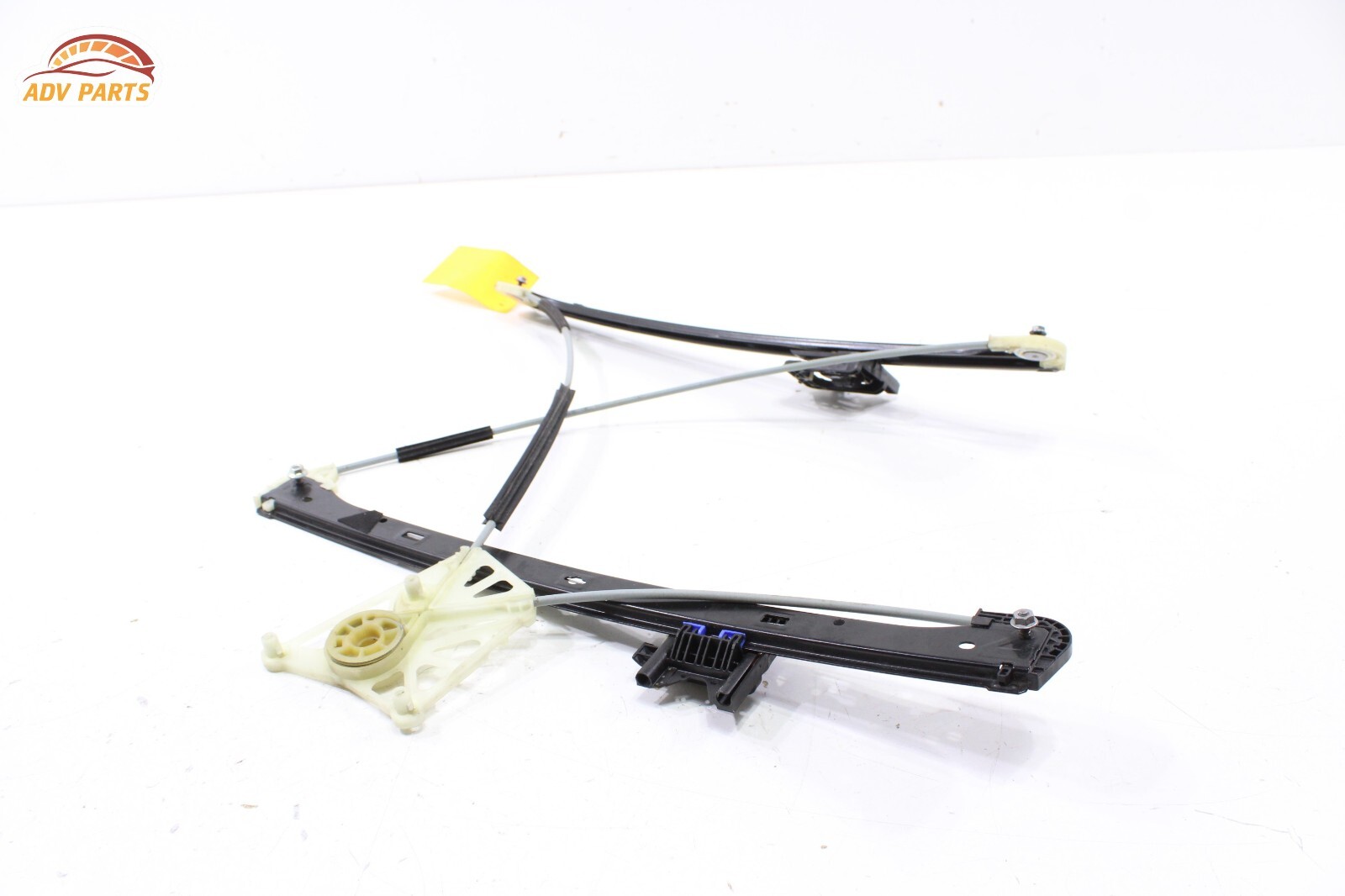 2017-2020 BENTLEY BENTAYGA FRONT RIGHT PASSENGER SIDE DOOR WINDOW REGULATOR OEM