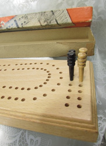 Vintage Cardinal's Wood CRIBBAGE with 2-Player Board & Instructions No. 62 - Picture 12 of 16