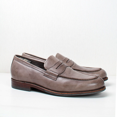 Frye Men display picture 1