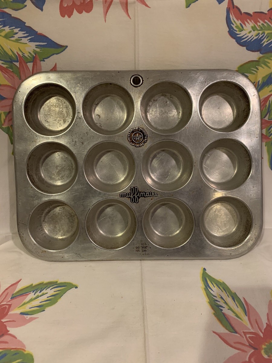 ❤️Vintage MUFFINAIRE 12 Muffin Cupcake Pan Aluminum Dayton Ohio USA Aircraft