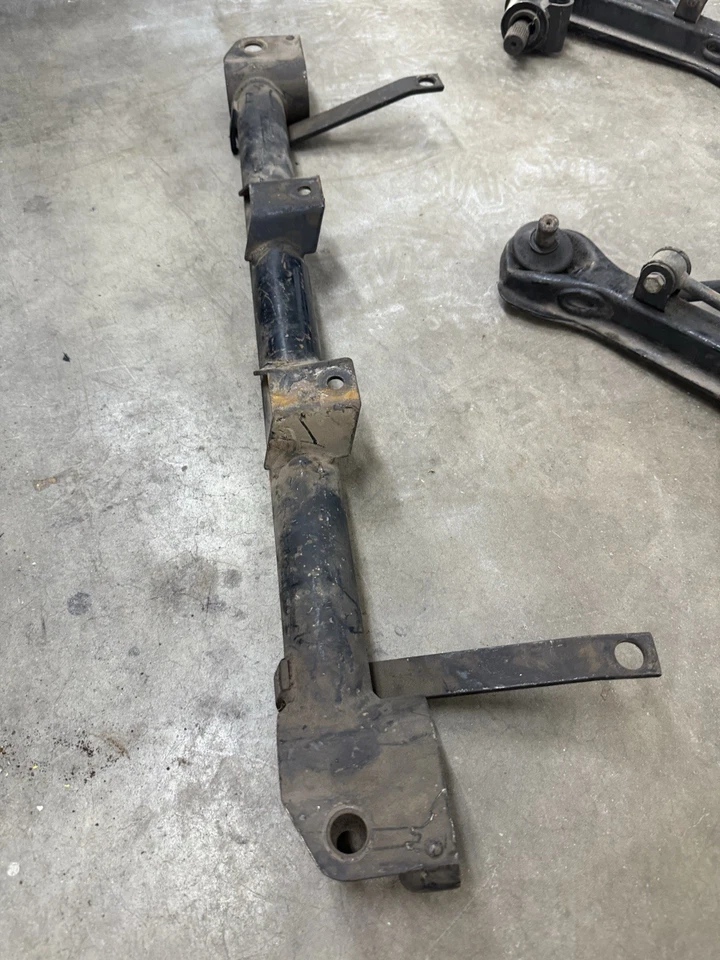 Conjunto de brazo de control delantero usado OEM Porsche 911 914 con barras de torsión Foto 4 de 4