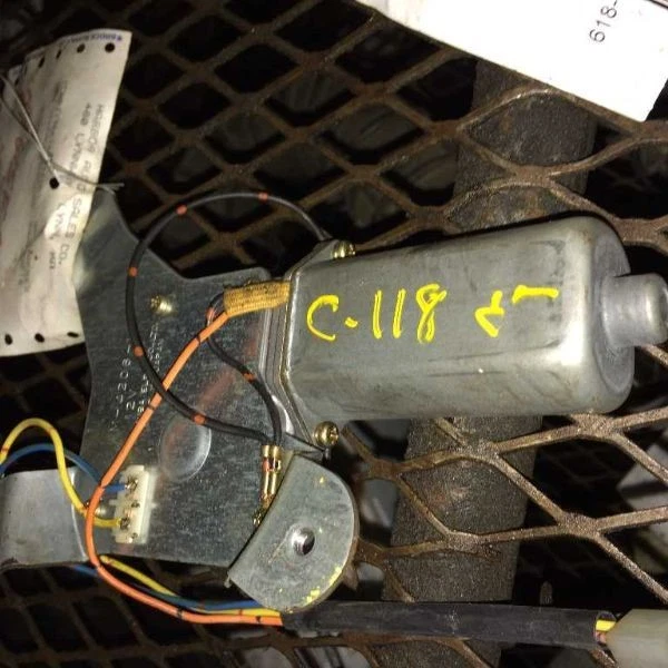 MOTOR LIMPIAPARABRISAS TRASERO SUNRUNNER 92 93 94 95 96 97 98  Foto 2 de 2