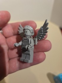 Lego Minifigure Weeping Angel (IDEA023) From Lego Ideas Doctor Who Set 21304