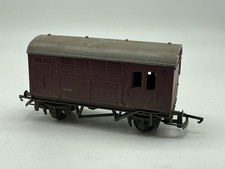 B5040 Tri-ang Horse/Livestock Wagon OO Gauge Play Worn Used Condition