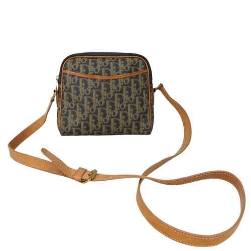 Christian Dior Traviata Green Leather Crossbody Bag Pre-owned From Japan
