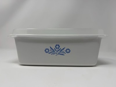 VTG CorningWare Blue Cornflower  P-315-B  9x5x3 2 Qt Loaf Pan With Plastic Lid