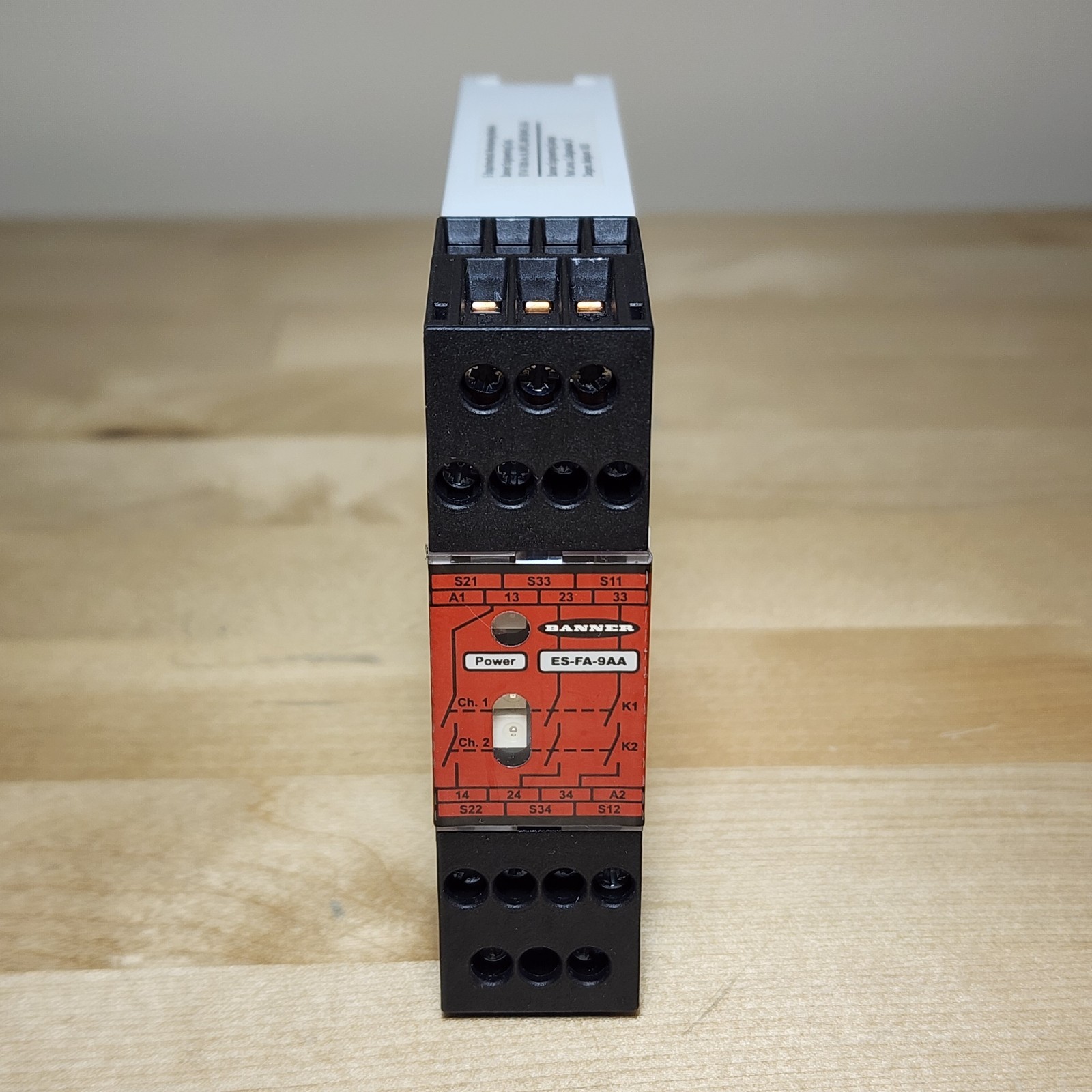 Banner ES-FA-9AA Safety Relay