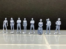 1:64 Scale Miniature People - Resin / unpainted -great for Dioramas #291 Figures