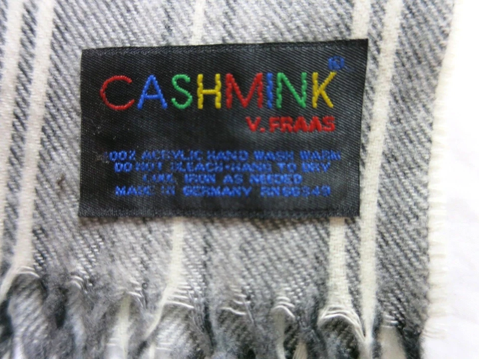 Juego de 2 bufandas Cashmink Nordstrom acrílico negro gris blanco a cuadros flecos lisos  Foto 3 de 4